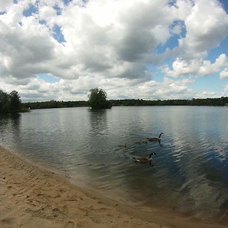 Chemnitz - Haus Am See Mit Sandstrand Nahe Rhein-Main Und Spessart Kahl am Main エクステリア 写真