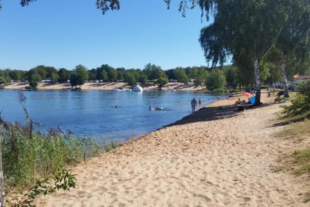 Chemnitz - Haus Am See Mit Sandstrand Nahe Rhein-Main Und Spessart Kahl am Main エクステリア 写真